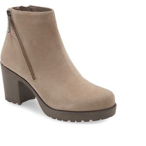 NWOT Blondo Skye Waterproof Bootie